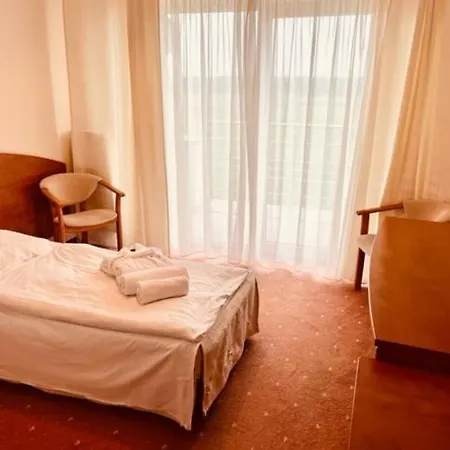 Dom Zdrojowy Diament Semesterpark Grzybowo (West Pomeranian)